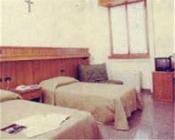Bonus Pastor Hotel โรม ภายนอก รูปภาพ